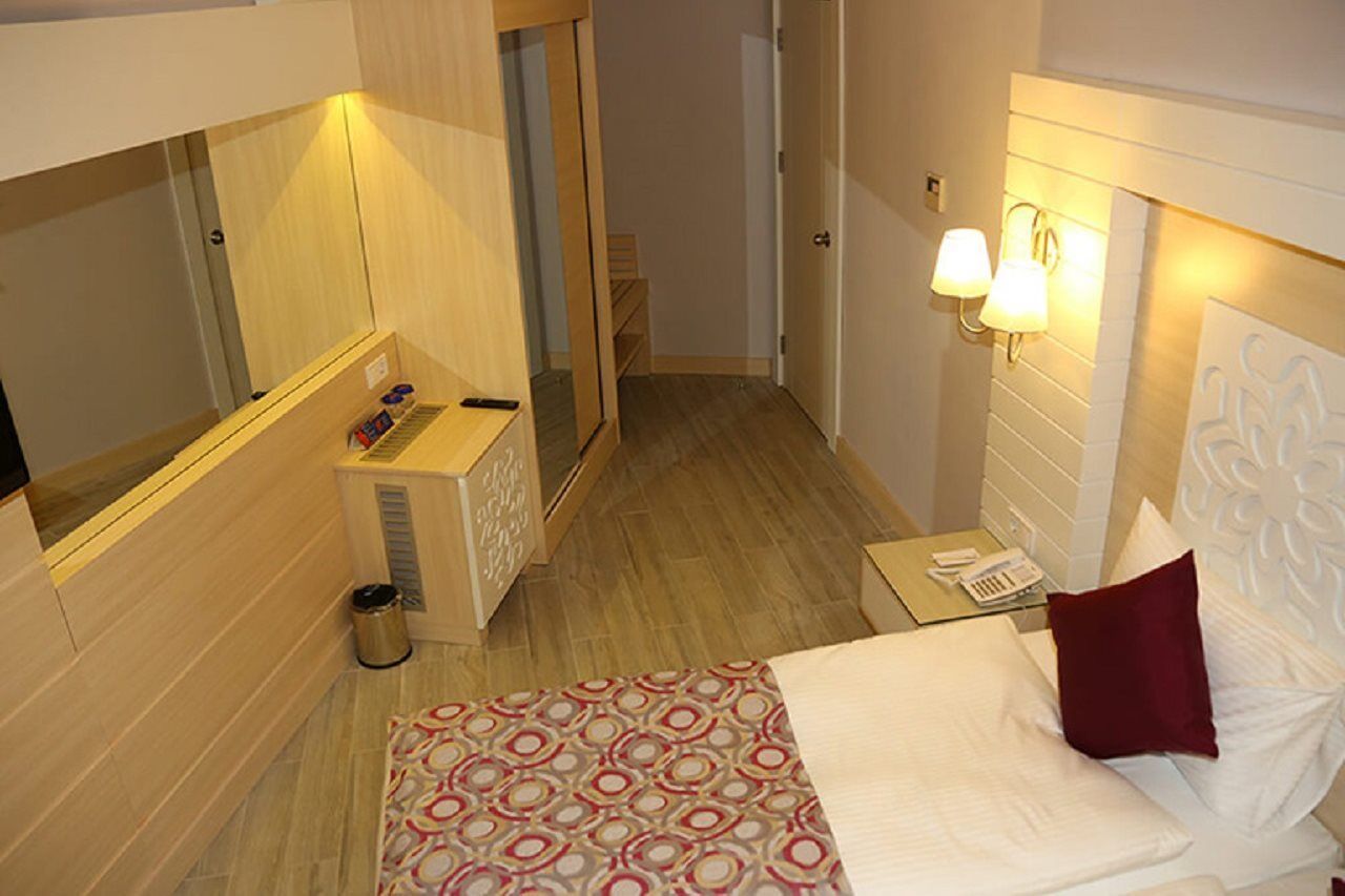 Sunmelia Beach Resort Hotel & Spa 奇泽拉加克 外观 照片